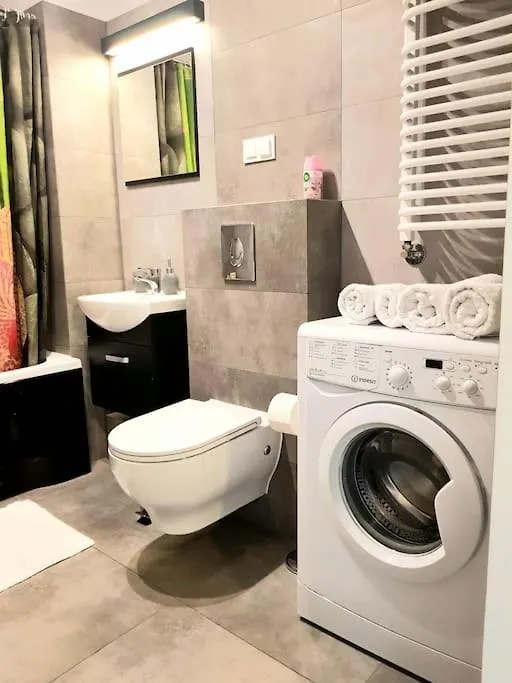 Modern Apartment Capital Downtown 2 Rooms Balcony Krakow